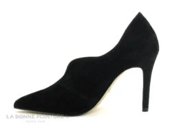 Tamaris 1-24418-22 Black - Escarpin Noir - Vague - Talon Aiguille 11 Tamaris 1-24418-22 Black - Escarpin Noir - Vague - Talon Aiguille -Chaussure Offre Boutique cd24607c73b9e66c561f35ea11d5d5ef img 0254.jpg 129055