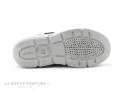 Geox ARIL J16DLB Navy - Sneakers Fille - Elastique Et Velcro 15 Geox ARIL J16DLB Navy - Sneakers Fille - Elastique Et Velcro -Chaussure Offre Boutique cd24607c73b9e66c561f35ea11d5d5ef img 1361.jpg 161659