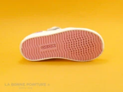 Geox SP GISLI J024NB Blanc Rose Love - Basket Fille 15 Geox SP GISLI J024NB Blanc Rose Love - Basket Fille -Chaussure Offre Boutique cd24607c73b9e66c561f35ea11d5d5ef img 1766.jpg 144709