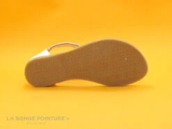 Wipop ICLANO Blanc - Perles - Sandale Fille - Zip -Chaussure Offre Boutique cd24607c73b9e66c561f35ea11d5d5ef img 3126.jpg 121130