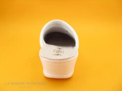 SANITAL LIGHT Sabot Perforé Cuir Blanc 1350 -Chaussure Offre Boutique cd24607c73b9e66c561f35ea11d5d5ef img 3263 70682