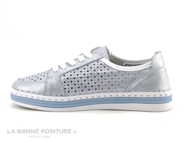 Morans WECK Bleu Ciel - Perforations Coeurs - Chaussure Basse Femme 5 Morans WECK Bleu Ciel - Perforations Coeurs - Chaussure Basse Femme – Image 3