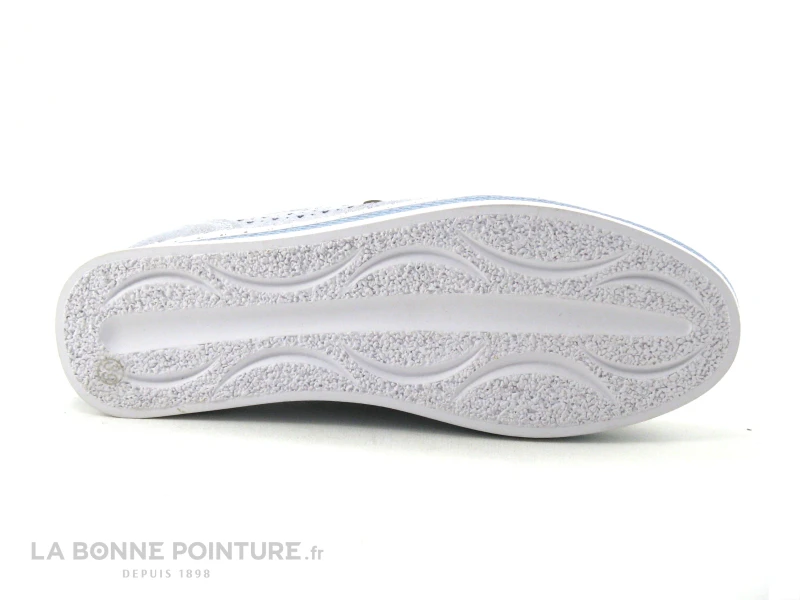 Morans WECK Bleu Ciel - Perforations Coeurs - Chaussure Basse Femme 9 Morans WECK Bleu Ciel - Perforations Coeurs - Chaussure Basse Femme – Image 7